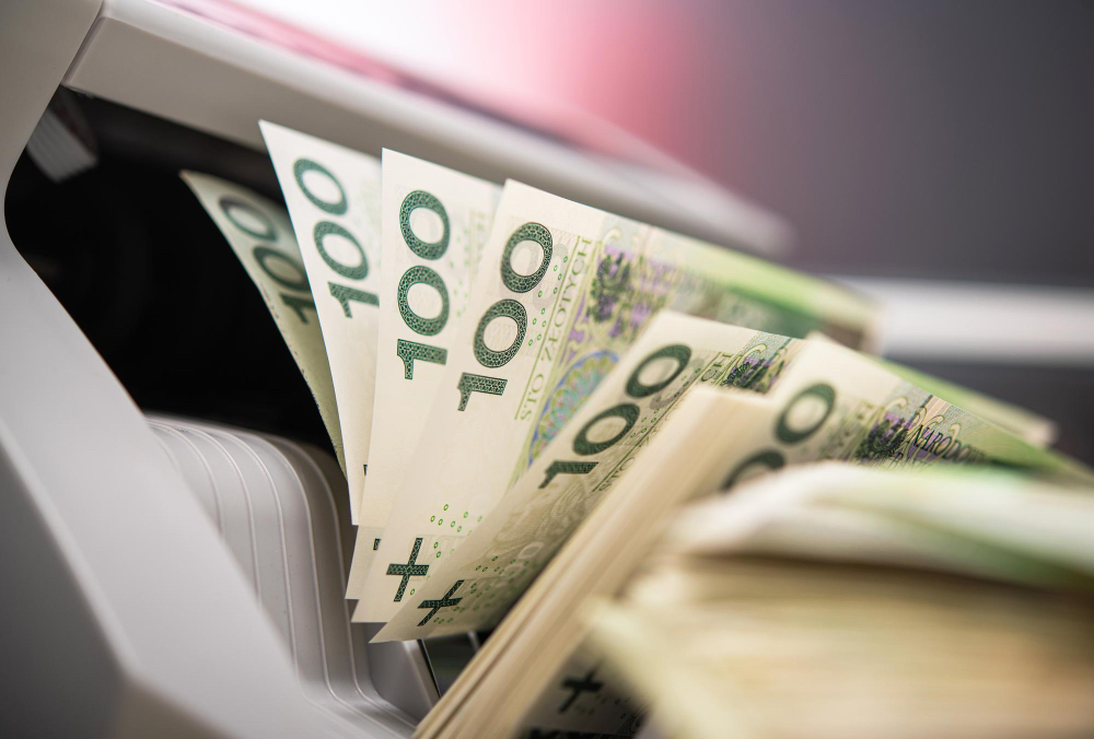 Prawnik prowadzący sprawy o zapłatę i należności dla firm w Warszawie i Siedlcach